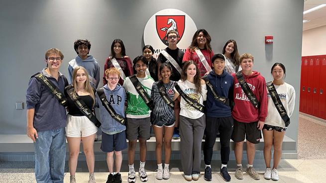 Homecoming_Court