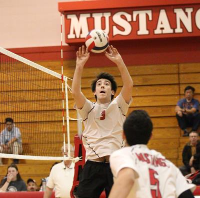 boys volleyball