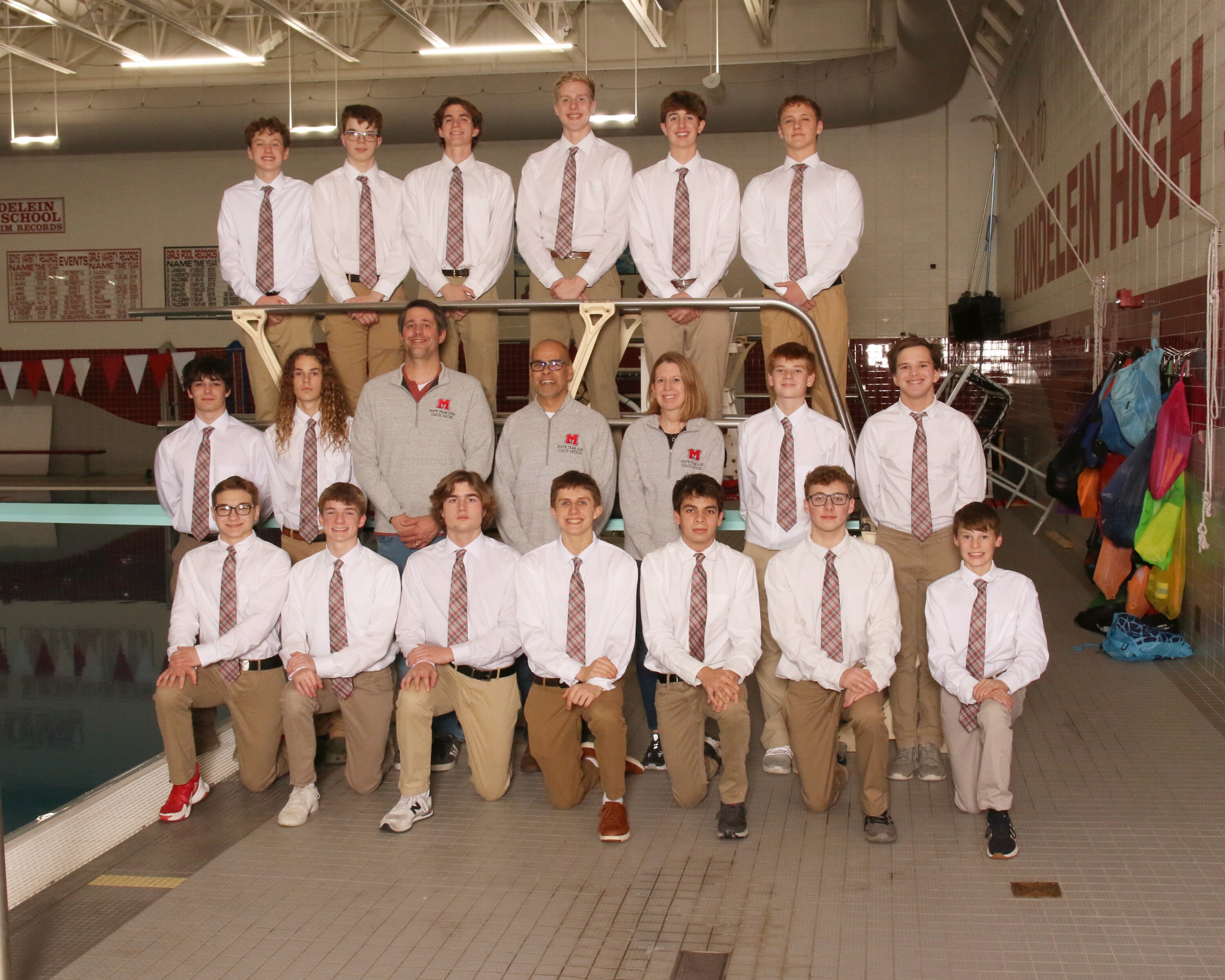 Boys Swimming & Diving Athletics Winter Mundelein High School