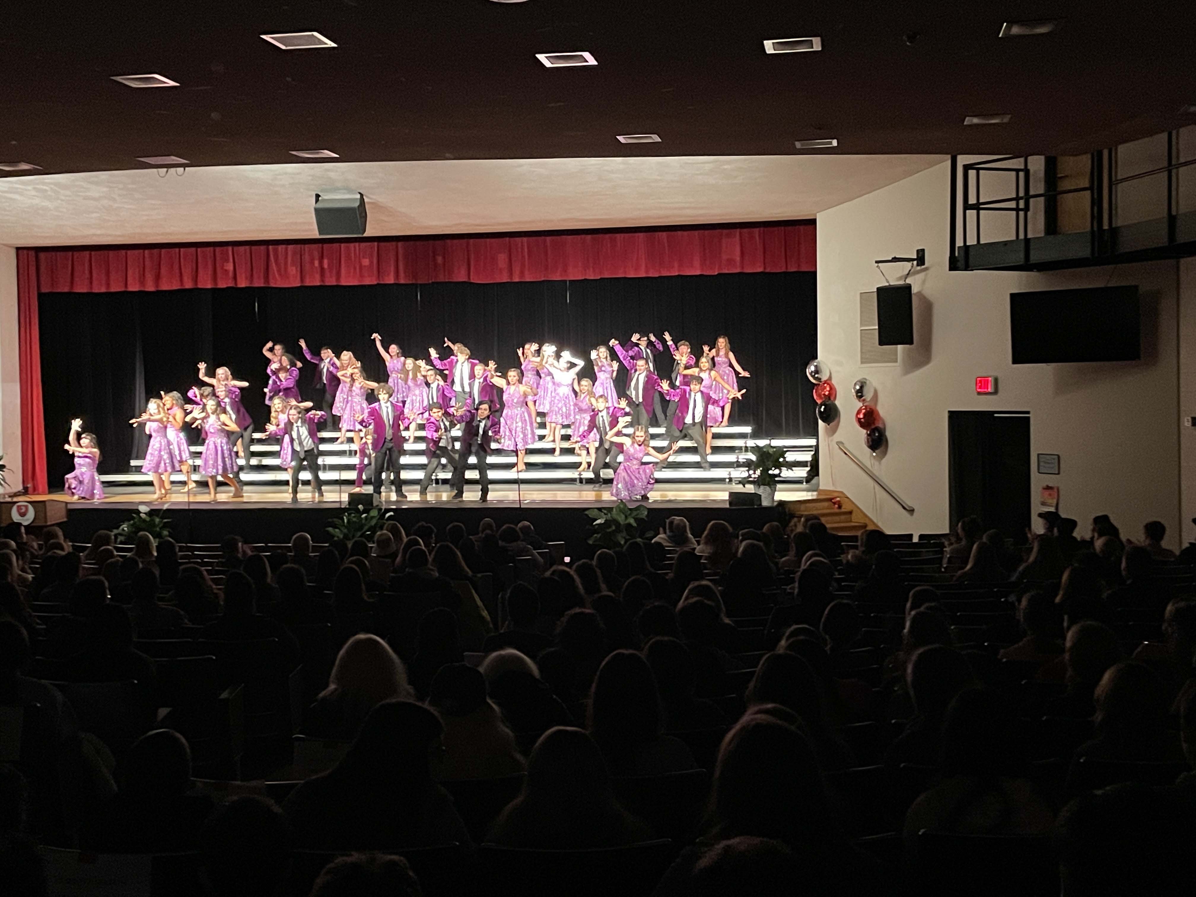 Photo Gallery Mundelein High School