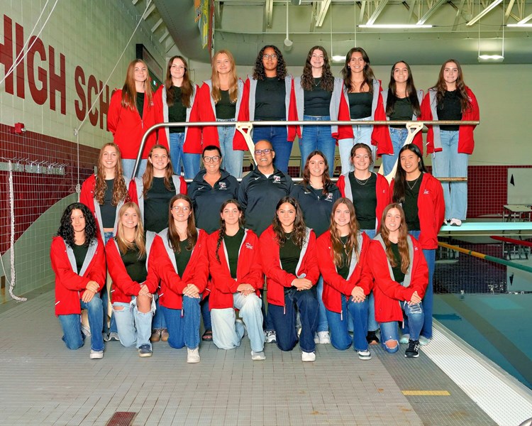 25-26_Swim-Dive_Varsity