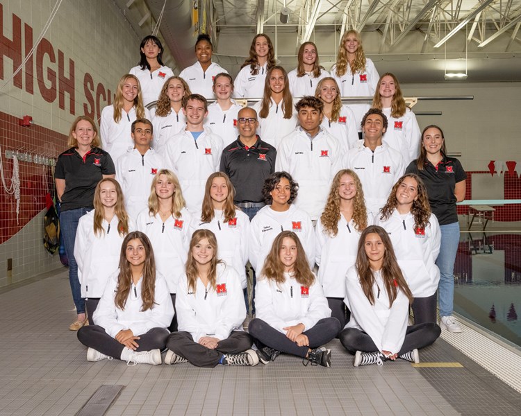 Girls_Varsity_Swimming_and_Diving
