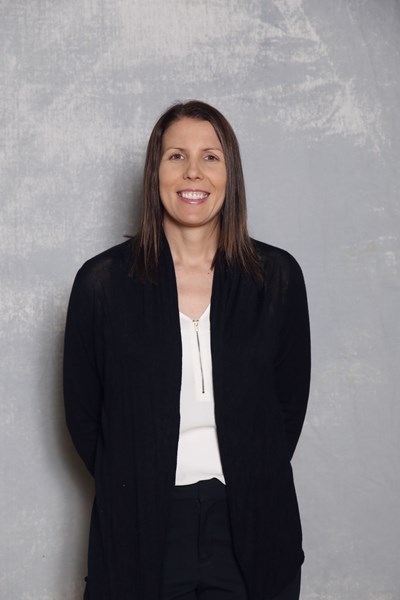 Head_Coach_Sarah_Teipel